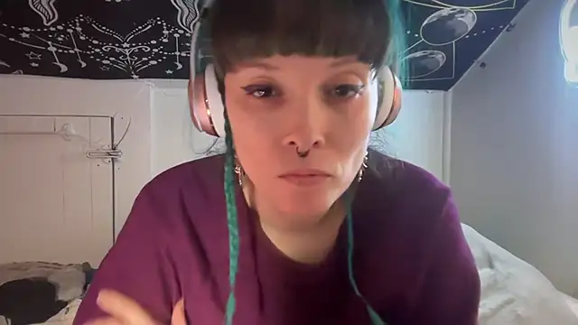 Snapshot of FRRANNKIE chatting on January 2025 03:41:02 AM FRRANNKIE online show from January 2025 03:41:02 AM