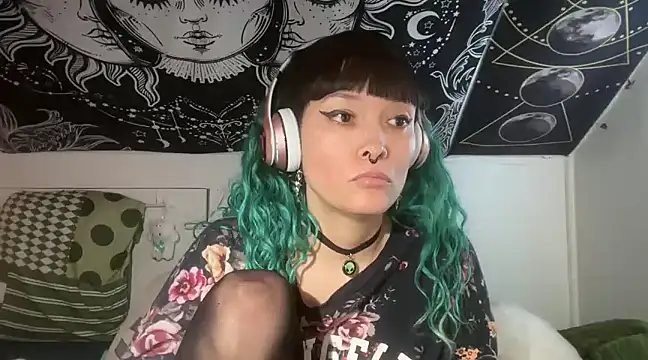 Snapshot of FRRANNKIE chatting on March 2025 05:39:02 PM FRRANNKIE online show from March 2025 05:39:02 PM