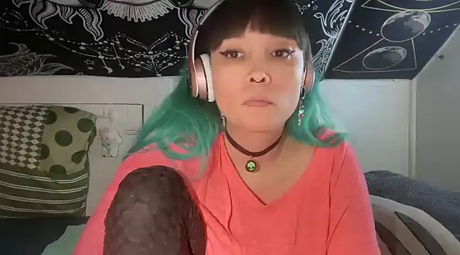 Snapshot of FRRANNKIE chatting on March 2025 02:07:02 AM FRRANNKIE online show from March 2025 02:07:02 AM