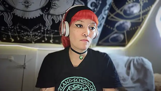 Snapshot of FRRANNKIE chatting on September 2025 11:47:01 AM FRRANNKIE online show from September 2025 11:47:01 AM