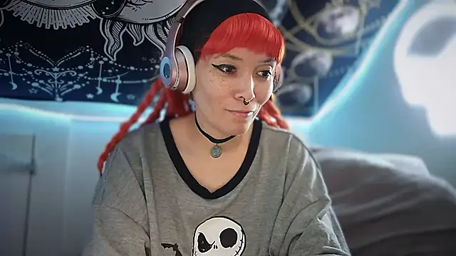 Snapshot of FRRANNKIE chatting on September 2025 02:11:02 PM FRRANNKIE online show from September 2025 02:11:02 PM