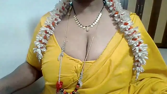 Snapshot of archanatelugu9 chatting on June 2026 03:03:02 PM archanatelugu9 online show from June 2026 03:03:02 PM