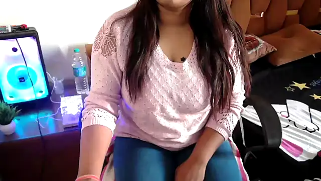 Snapshot of shivi_moto chatting on February 2025 05:50:02 AM shivi moto online show from February 2025 05:50:02 AM