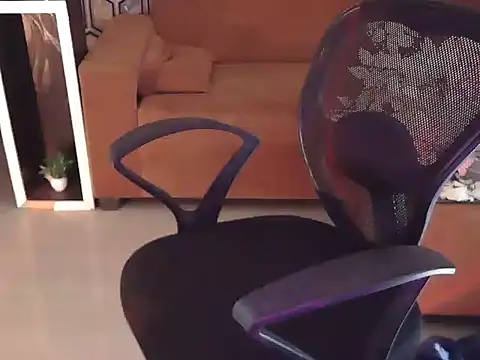 Snapshot of shivi_moto chatting on October 2025 06:56:01 AM shivi moto online show from October 2025 06:56:01 AM