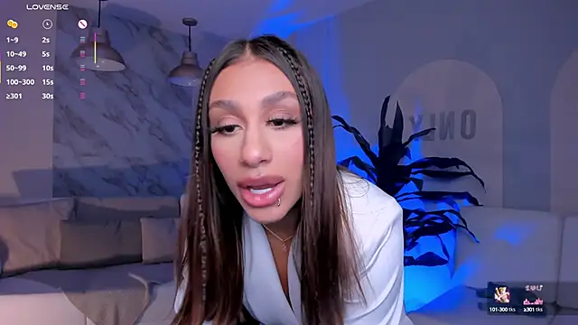 DannaCruz online show from February 2025 10:47:02 PM