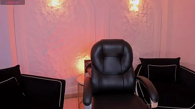 DannaCruz online show from November 2025 07:14:01 PM