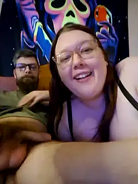 Snapshot of Sexycurvyemilyy chatting on December 2024 11:03:01 PM Sexycurvyemilyy online show from December 2024 11:03:01 PM