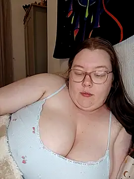 Snapshot of Sexycurvyemilyy chatting on March 2026 10:03:01 PM Sexycurvyemilyy online show from March 2026 10:03:01 PM