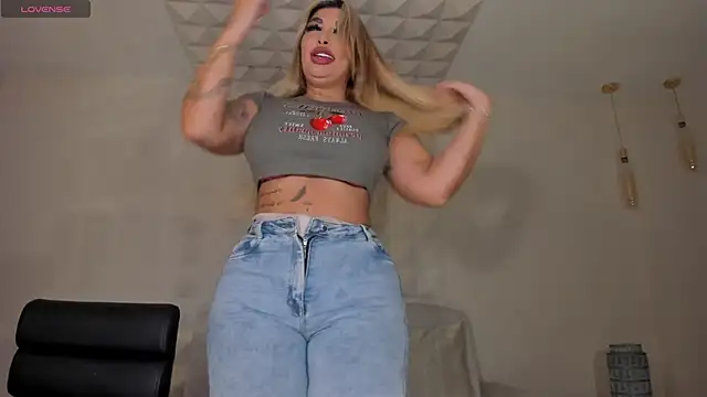 SophiePalmer online show from May 2026 12:10:02 PM