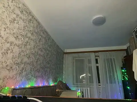 Snapshot of FillipsonDon chatting on January 2025 01:18:02 AM FillipsonDon online show from January 2025 01:18:02 AM