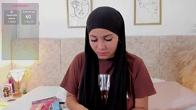 Snapshot of abby_gibson chatting on October 2025 06:43:01 PM abby gibson online show from October 2025 06:43:01 PM