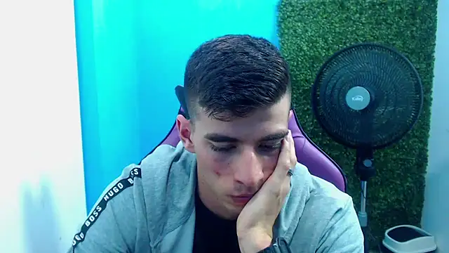 Snapshot of DEIBY_BABY chatting on December 2024 05:42:02 AM DEIBY BABY online show from December 2024 05:42:02 AM