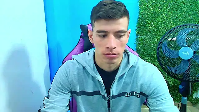 Snapshot of DEIBY_BABY chatting on January 2025 08:07:02 PM DEIBY BABY online show from January 2025 08:07:02 PM