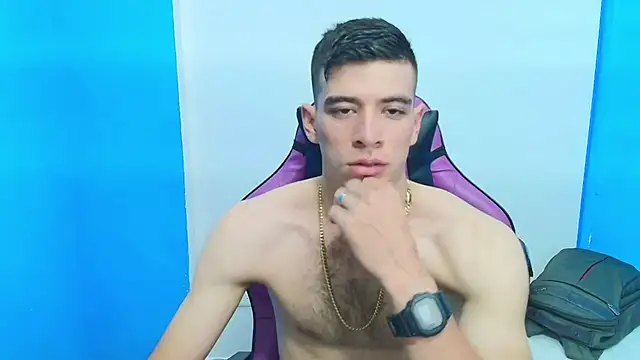 Snapshot of DEIBY_BABY chatting on March 2025 01:48:01 AM DEIBY BABY online show from March 2025 01:48:01 AM