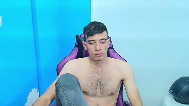 Snapshot of DEIBY_BABY chatting on March 2025 02:36:01 AM DEIBY BABY online show from March 2025 02:36:01 AM