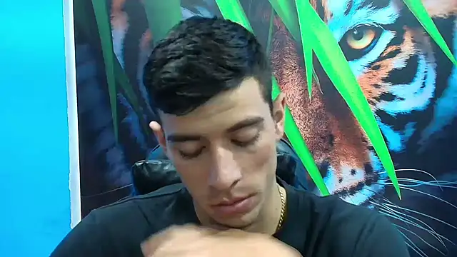 Snapshot of DEIBY_BABY chatting on April 2026 03:38:02 PM DEIBY BABY online show from April 2026 03:38:02 PM