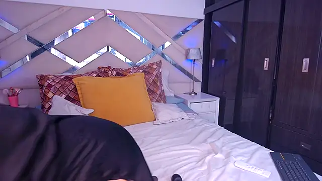 Snapshot of Selena_G69 chatting on April 2026 10:45:02 PM Selena G69 online show from April 2026 10:45:02 PM