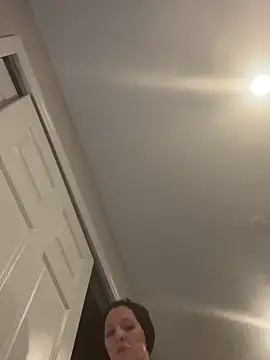 Snapshot of DominiqueX0 chatting on September 2025 05:13:01 PM DominiqueX0 online show from September 2025 05:13:01 PM