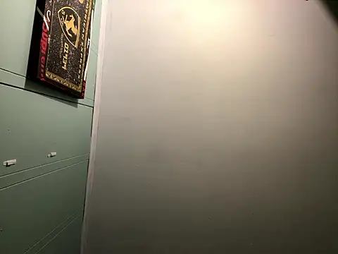 Snapshot of DominiqueX0 chatting on December 2025 01:08:01 PM DominiqueX0 online show from December 2025 01:08:01 PM