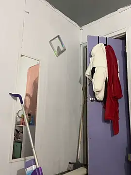 Snapshot of DominiqueX0 chatting on March 2026 01:57:01 AM DominiqueX0 online show from March 2026 01:57:01 AM