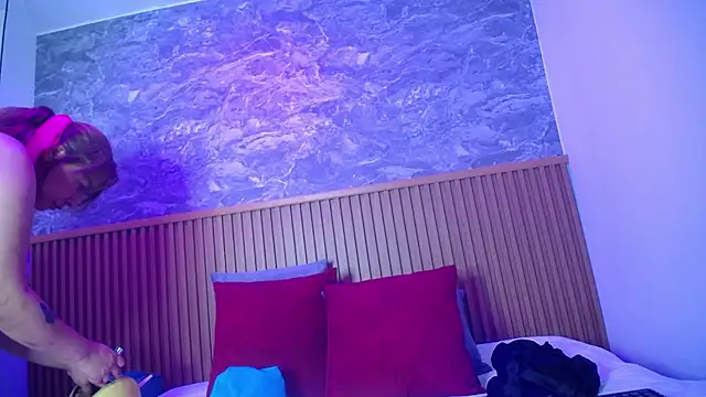 victoria  milf  online show from September 2025 08:31:01 PM