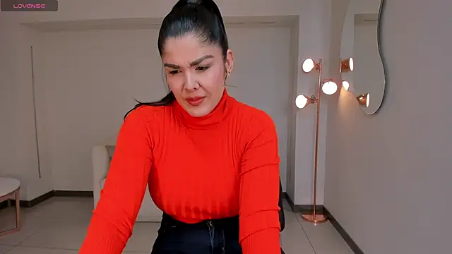 Snapshot of SunnyRivers chatting on March 2025 11:29:02 AM SunnyRivers online show from March 2025 11:29:02 AM