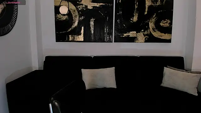 Snapshot of SunnyRivers chatting on September 2025 10:52:01 AM SunnyRivers online show from September 2025 10:52:01 AM