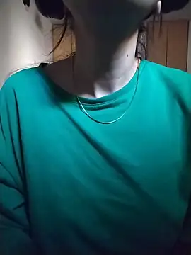 Snapshot of LissaThompsom chatting on December 2025 12:24:02 PM LissaThompsom online show from December 2025 12:24:02 PM