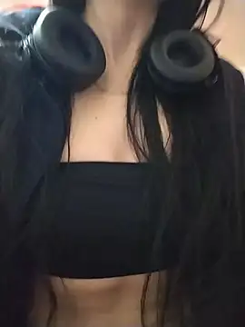 Snapshot of LissaThompsom chatting on January 2026 03:16:01 PM LissaThompsom online show from January 2026 03:16:01 PM