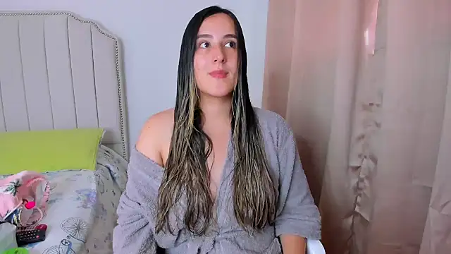 Snapshot of Hanna86 chatting on October 2025 05:26:02 PM Hanna86 online show from October 2025 05:26:02 PM