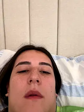 Snapshot of Hanna86 chatting on December 2025 01:38:02 PM Hanna86 online show from December 2025 01:38:02 PM