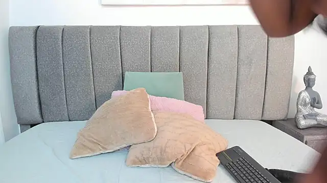 samantha stan online show from June 2026 12:25:01 PM