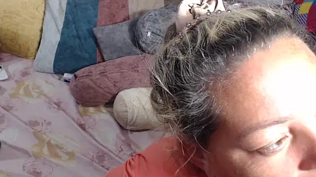 Snapshot of marie_olsenhot chatting on March 2025 06:40:02 PM marie olsenhot online show from March 2025 06:40:02 PM