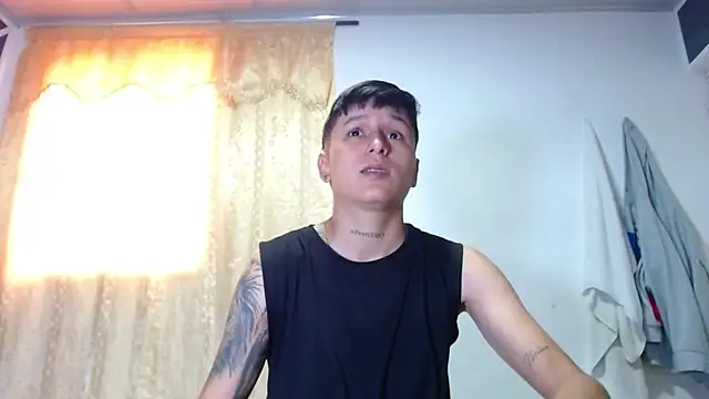 Snapshot of Tamarahryan chatting on December 2024 04:52:02 PM Tamarahryan online show from December 2024 04:52:02 PM