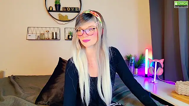 Snapshot of Kittychatte chatting on February 2025 08:38:02 PM Kittychatte online show from February 2025 08:38:02 PM