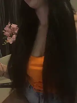 Snapshot of LaPetitechienne1 chatting on April 2026 08:57:02 PM LaPetitechienne1 online show from April 2026 08:57:02 PM