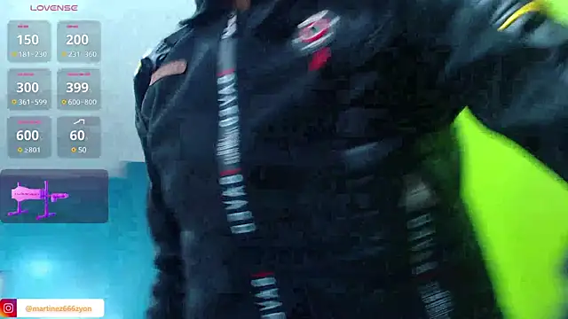 Snapshot of _liam_harpers_ chatting on January 2025 03:03:01 PM liam harpers online show from January 2025 03:03:01 PM