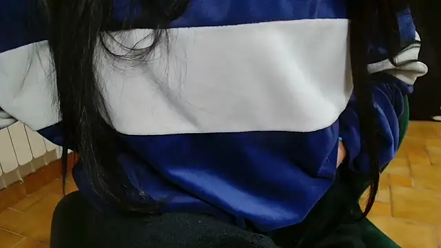 patatinahot87 online show from March 2026 05:16:01 PM