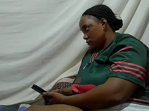 Snapshot of swt_wet_pus chatting on November 2025 01:04:01 PM swt wet pus online show from November 2025 01:04:01 PM