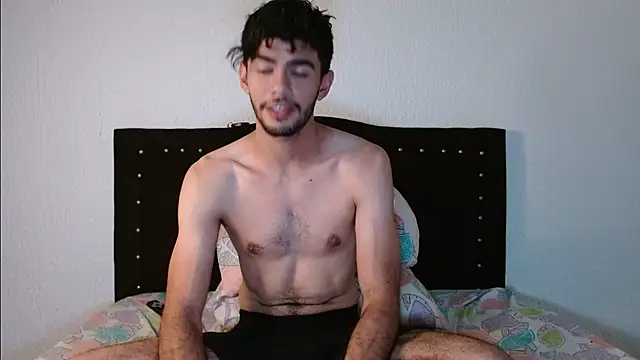 Snapshot of bear_97s chatting on January 2025 10:49:02 PM bear 97s online show from January 2025 10:49:02 PM