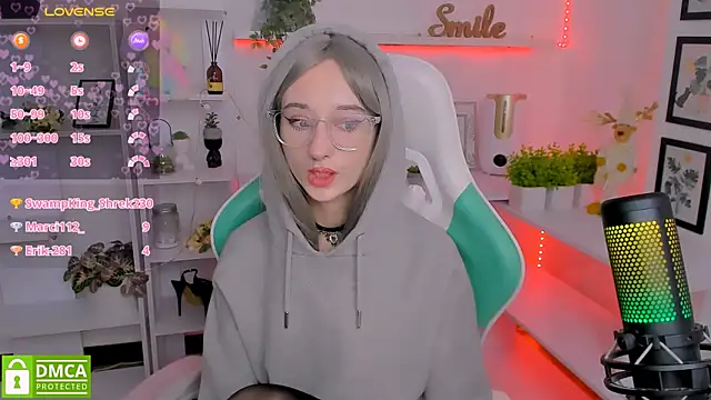 Katia Kim online show from February 2025 09:38:01 AM