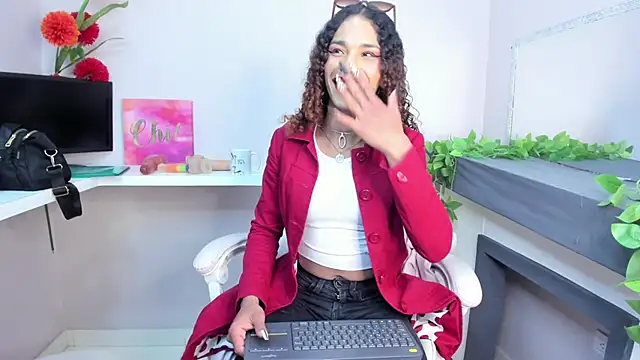 StefanyMiler online show from January 2025 03:53:01 AM