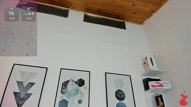 cristal  hot 1 online show from March 2025 04:33:02 PM