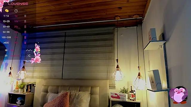 cristal  hot 1 online show from September 2025 05:09:01 AM