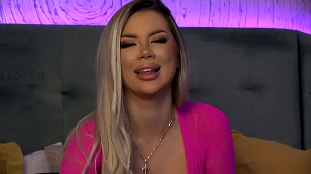 Snapshot of IvyRubens chatting on February 2025 09:25:02 AM IvyRubens online show from February 2025 09:25:02 AM