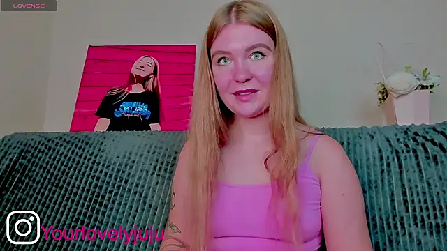 yourlovelyjul online show from September 2025 01:11:02 PM