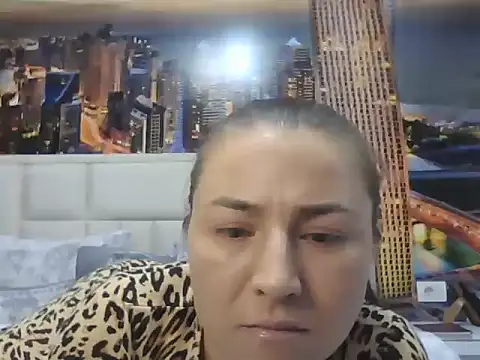 Snapshot of dollydream88 chatting on April 2026 06:13:02 PM dollydream88 online show from April 2026 06:13:02 PM