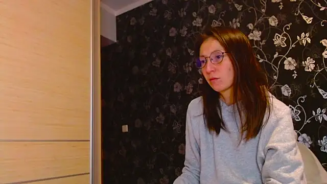 Sophi Cute online show from December 2025 12:46:02 PM