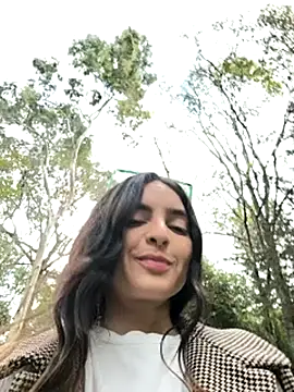 Sam Sara online show from September 2025 08:53:01 PM