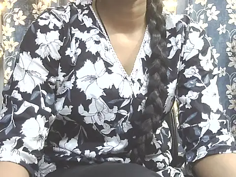 Snapshot of Supriya201 chatting on January 2026 01:26:01 PM Supriya201 online show from January 2026 01:26:01 PM